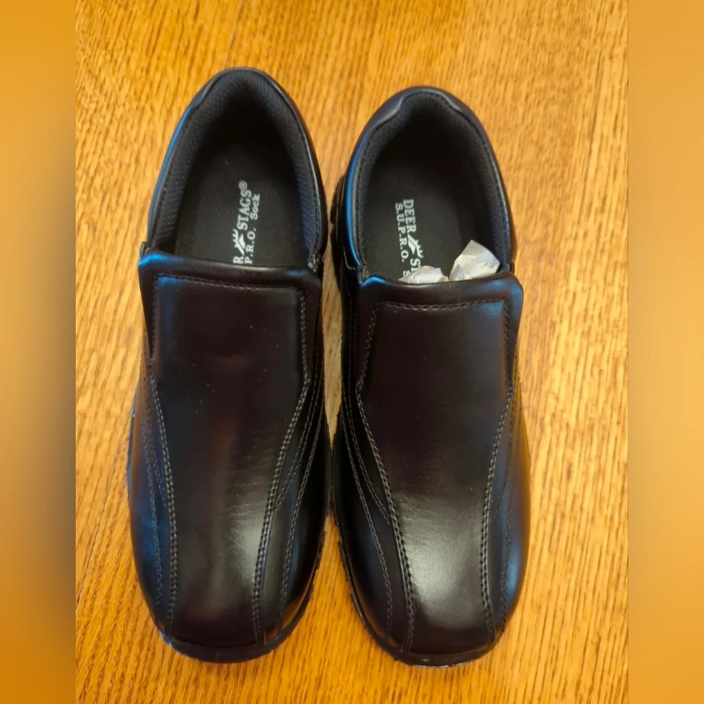 DEER STAGS- Boys Black Recess Dress Shoes 4M- New In Box